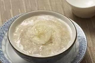 燕窝的正确做法和吃法视频,专业视频教你正确炖煮与食用方法