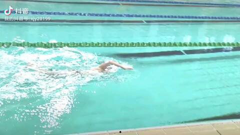 自游泳视频教学,跟随游泳视频轻松学会自游泳